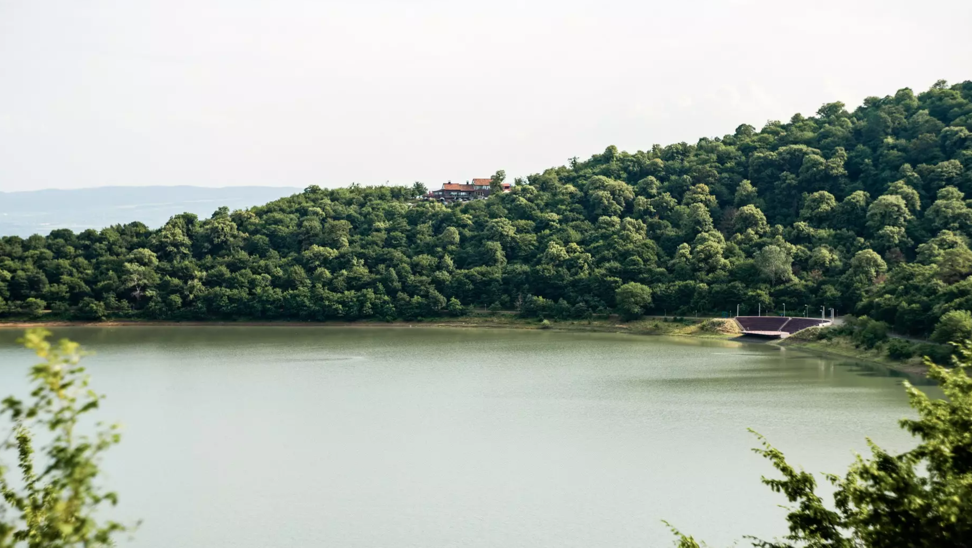 ილიას ტბა